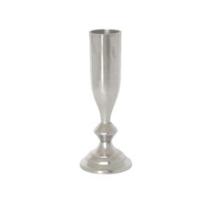 Vase en aluminium moulé, pièce maîtresse artistique pour l'amélioration de l'intérieur, conçu pour sublimer l'élégance résidentielle et l'harmonie du design - Product Image 4