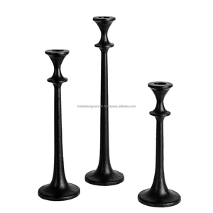 Juego de 3 candelabros cónicos de hierro negro Diseño de metal vintage de lujo para bodas, cenas y fiestas de Navidad - Product Image 1