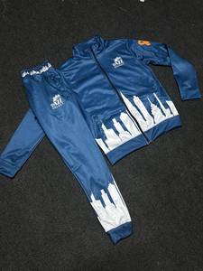 Conjuntos de entrenamiento cómodos y transpirables para correr y hacer deporte, paquete de chándal para hombre con polos personalizados para equipos y clubes. - Product Image 4