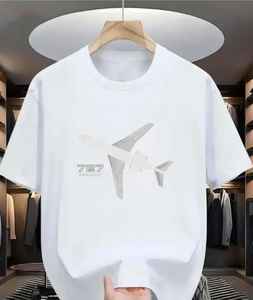 เสื้อยืดผู้ชายเนื้อผ้านุ่มพิเศษ สวมใส่สบาย เหมาะสำหรับฤดูร้อน ผลิตจากวัสดุรักษ์โลก ตกแต่งด้วยผ้าเดนิม ผ้าบาติก ผ้าคอร์ดูรอย ผ้าฝ้าย 100% พร้อมลายปะติด - Product Image 2