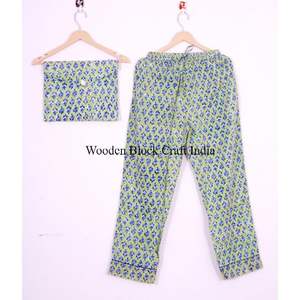 ชุดนอนผ้าฝ้าย 100% ชุดนอนออร์แกนิค ชุดนอนเดรส ขายส่ง ชุดนอนลายดอกไม้สไตล์อินเดีย สีเขียว - Product Image 2