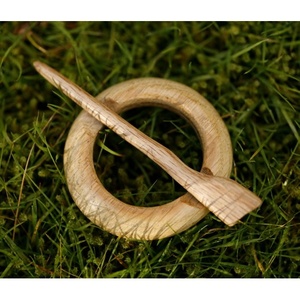 Épingle à cheveux en bois léger faite à la main, design naturel en bambou et bois, catégorie de produits artisanaux - Product Image 5