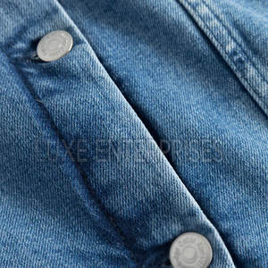 Veste en jean pour homme, coupe slim, fabriquée professionnellement, pour l'hiver, usage décontracté en extérieur, 100% coton respirant, avec logo personnalisé - Product Image 4