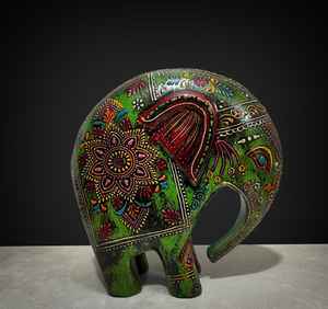 เก้าอี้ไม้รูปช้างทาสีลายโบราณ นิรมลา ดีไซน์ทันสมัย ตกแต่งด้วยมือ ทนทาน เป็นมิตรกับสิ่งแวดล้อม เหมาะสำหรับห้องนั่งเล่น ราคาขายส่ง - Product Image 3