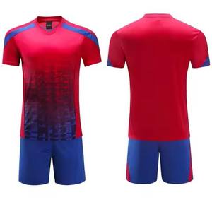 Uniformes de Fútbol Personalizados al por Mayor 2026, Camisetas de Fútbol Unisex, 100% Poliéster, Transpirables para Invierno, Manga Corta, Sublimadas - Product Image 2