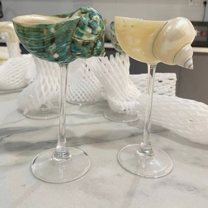 แก้วไวน์เปลือกหอยมุกธรรมชาติขัดเงาจากเวียดนาม ใช้สำหรับตกแต่งและเป็นของขวัญในงานแต่งงาน งานเลี้ยง และงานอีเว้นท์ต่างๆ - Product Image 1