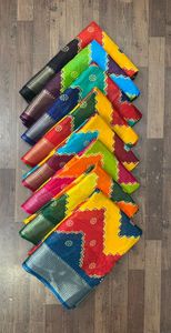 Tela Dola Tejida de Secado Rápido, Material Ligero con Estampado Floral para Vestidos, Saris, Ropa de Boutique para Mujer, Artículos en Stock - Product Image 3