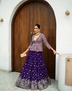 Conjunto de Vestido Anarkali Tradicional Bordado para Mujer, con Lentejuelas, Kurta con Peplum y Falda Larga hasta el Tobillo, para Bodas y Fiestas - Product Image 2