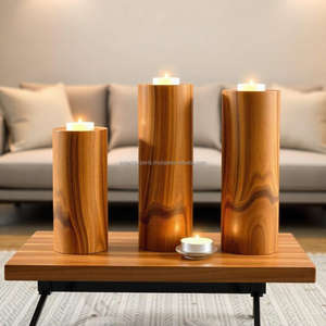 Pot à bougie élégant en bois d'acacia fait à la main imprimé par gravure Pièce maîtresse de table à manger romantique de style INS carré unique Premium - Product Image 2