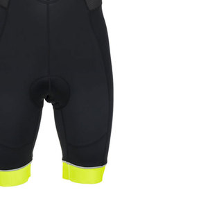 Cuissard de cyclisme pour homme noir avec bordure jaune fluo, dos en maille respirante, coupe ajustée et soutien dorsal - Product Image 3