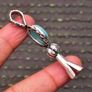 Collar con Colgante de Plata de Ley Turquesa, Joyería Artesanal con Piedras Preciosas en Forma de Cruz para Mujer, Regalo al por Mayor, Moda Clásica de Alta Gama - Product Image 6