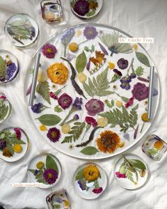 Resin <b>Circle</b> <b>Tray</b> with Preserved Bridal Bouquet Flowers Wedding Resin Serving <b>Tray</b> Single Piece With extra Premium Quality - Product Image 3