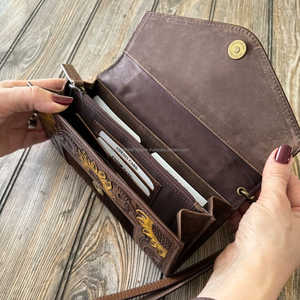 กระเป๋าคลัทช์หนังทำมือสำหรับผู้หญิงดีไซน์ดอกทานตะวันกระเป๋าคล้องมือลายดอกไม้ - Product Image 6