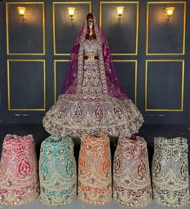 Conjunto de Lehenga Choli de terciopelo bordado 100% algodón, largo hasta el suelo, atuendo nupcial con Dupatta, sin arrugas, tradicional - Product Image 2