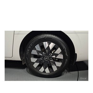 Hyundai Staria L3.5 Lounge de 7 Plazas, Modelo Agosto 2023, 27,826 km, Caja de Cambios Automática, Asientos de Cuero, Cámara Trasera, Euro V para GLP - Product Image 5