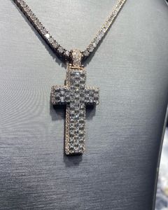 Collar con Colgante de Cruz Cristiana con Incrustaciones de Diamantes, Plata 925, Moissanita, Chapado en Oro de 18K, Lujoso, Estilo Hip Hop, Regalo de Bautismo - Product Image 1