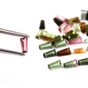 Turmalina Multicolor en Forma de Baguette, Corte Escalonado y Facetado, 4x2x1.5mm - Product Image 2