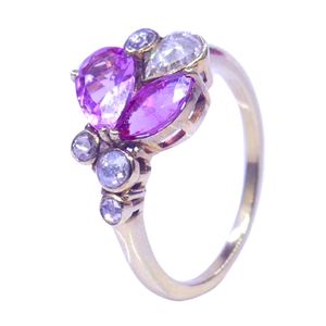 Anillo Unisex de Oro de 14K con Turmalina Rosa en Forma de Corazón, Corte Brillante, Clásico y Lujoso, para Compromiso, Boda, Aniversario o Fiesta - Product Image 1