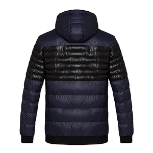 Chaqueta de Invierno Acolchada Impermeable y Cortavientos con Cierre, Diseño Personalizado con Logotipo Impreso, Estilo Camuflaje con Parches, Reversible para Hombre - Product Image 3