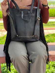 Vente chaude peau de vache sac à dos frange élégant Style occidental sac à dos sacs d'école unisexe usiné à la main sculpture en gros produit en vrac - Product Image 5