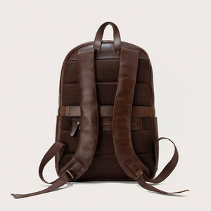 Mochilas de cuero vintage de alta calidad, hechas a mano, de diferentes estilos, en venta. - Product Image 2