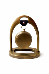 Horloge de bureau en laiton à motif équestre |   Montre de poche vintage inspirée des montres anciennes |   Décoration de table avec chiffres romains anciens pour le bureau - Product Image 6