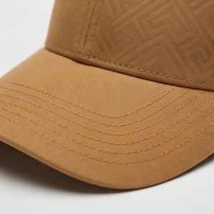 Gorra de Béisbol Marrón de 6 Paneles con Patrón Geométrico en Relieve, Ajustada, Unisex, Informal, Transpirable, de Poliéster Twill, Talla Adulto - Product Image 4