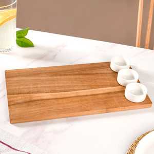 Plateau de service en bois fait main Forest Edge Timber avec trois porte-gobelets, design minimaliste pour la maison, plateau à fromage - Product Image 4