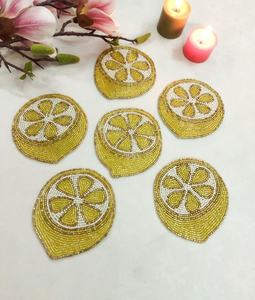 Sous-verres ronds faits à la main en coton brodé avec des tranches de citron perlées, décoration pour la maison - Product Image 6