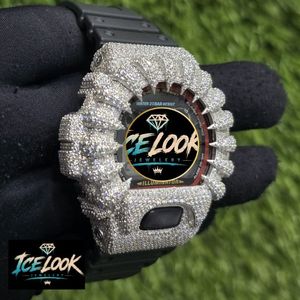 Reloj Digital de Lujo ICE LOOK con Pedrería, Caja Cuadrada de 40 mm, Reloj de Cuarzo para Hombre con Correa de Goma y Cierre de Botón a Presión - Product Image 2