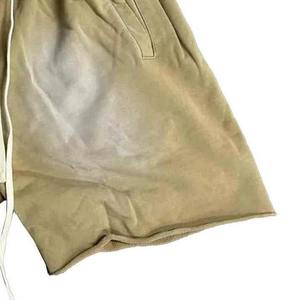 Pantalones cortos ligeros de felpa francesa suave con presillas transpirables y cintura flexible para un movimiento diario sin problemas. - Product Image 4