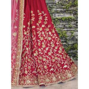 Trabajo de bordado de apliques granate Banglory Silk Lehenga Choli - Product Image 2