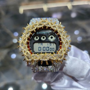 Boîtier de montre en acier inoxydable plaqué or avec cristaux de saphir et moissanite glacés, montre numérique à quartz pour homme, bijoux hip-hop - Product Image 5