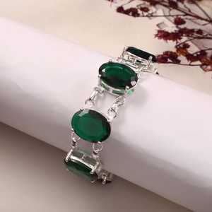Pulsera de Cuarzo Esmeralda, Plata de Ley 925, Eslabones Ovalados Facetados, Joyería Hecha a Mano con Piedras Preciosas, Elegante Regalo - Product Image 3