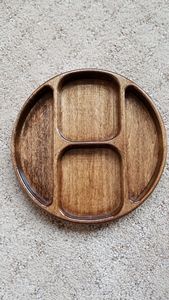 Assiettes en bois modernes et minimalistes, peintes à la main, durables, écologiques, pour la restauration et le service, collection de vaisselle artisanale et éco-responsable - Product Image 5
