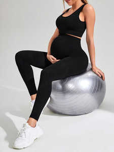 Ensemble de yoga 2 pièces personnalisé pour femmes enceintes, legging taille haute et tenue de détente pour la grossesse - Product Image 4