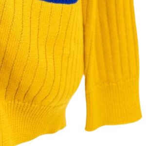 เสื้อคาร์ดิแกนไหมพรมสีทองแบบสั่งทำพิเศษของ Sigma Gamma Rho ติดกระดุมด้านหน้า แขนยาว แฟชั่นลำลอง สวมทับเป็นเลเยอร์ได้ สวยสง่า เหมาะสำหรับเป็นชุดทีม - Product Image 6