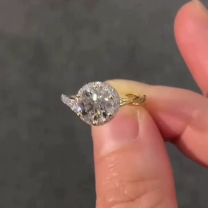 แหวนเพชรทรงกลม 2.02 กะรัต ประดับเพชรรอบวง ดีไซน์หรูหรา สำหรับผู้หญิง ทองคำแท้ 14K เหมาะสำหรับงานแต่งงาน ของขวัญสำหรับคู่รัก - Product Image 1