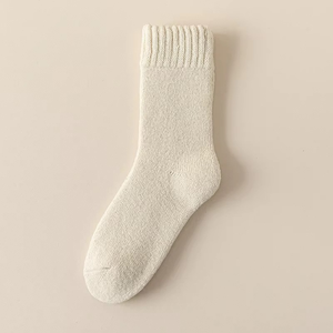 Chaussettes confortables mi-mollet en tissu doux, ajustement extensible, matière respirante, accessoire de chaussure décontracté pour le quotidien - Product Image 2