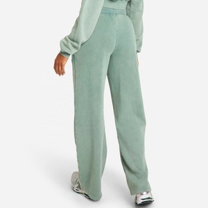 Ensemble jogging et sweat à capuche en polaire vert menthe uni pour femme, écoresponsable, avec poches latérales et fermeture éclair - Product Image 6