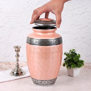 Urne funéraire en aluminium abordable et fiable pour cendres d'adultes, avec surface décorative élégante et sécurisée - Product Image 6
