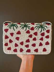 Pochette de soirée tropicale en forme de pastèque, ornée de perles faites à la main - Product Image 2