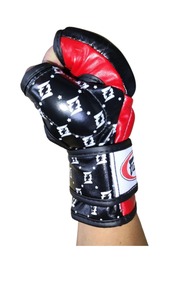 ถุงมือ MMA หนังแท้ Fairtex แบบครึ่งนิ้ว ปิดด้วยแถบตีนตุ๊กแก สำหรับทุกเพศ สั่งทำได้ คุณภาพสูง พิมพ์ลาย สำหรับฝึกซ้อมและต่อสู้ - Product Image 2