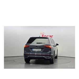 สำหรับรถยนต์ Volkswagen Tiguan 2.0 TDI 4Motion Premium สิงหาคม 2022 ระยะทาง 82,322 กม. พวงมาลัยซ้าย เครื่องยนต์ดีเซล เบาะหนัง กล้องมองหลัง - Product Image 4