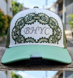 Gorra de Béisbol Bordada Personalizada de 5 Paneles, Gorra Ajustable de Algodón con Logotipo Bordado de Lujo para Etiquetas de Moda, Mercancía Premium - Product Image 1