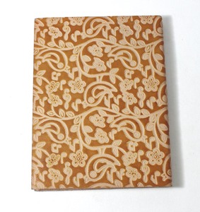 Cuaderno de Tapa Dura Hecho a Mano con Papel de Algodón Reciclado y Diseño en Relieve, con Cubierta de Cuero de Cabra TC - Product Image 3