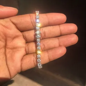 Pulsera de Tenis de Lujo con Moissanita, Plata de Ley 925, Corte Redondo, Estilo Diamante, Alto Brillo, Joyería para Boda - Product Image 2