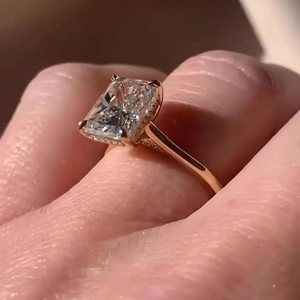 แหวนหมั้นเพชรทรงรัศมี 4.50 กะรัต เพชรเลี้ยงในห้องปฏิบัติการ ทองคำขาว 14k แหวนหมั้น แหวนแต่งงาน - Product Image 6