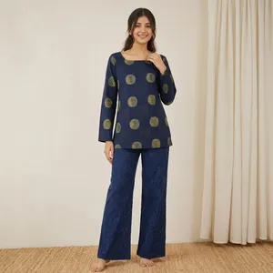 Kurti Corto de Algodón Estampado Azul para Mujer, Corte Regular, Estilo Casual Étnico con Puntos Dorados, para Todas las Temporadas - Product Image 5