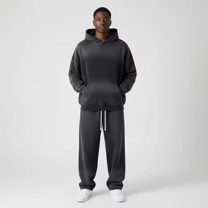 Conjunto de Sudadera con Capucha y Pantalones de Chándal de Invierno Estilo Urbano, Personalizado con Logotipo Grabado en Relieve, de Poliéster/Algodón con Lavado Ácido, Corte Holgado y Bordado Desgastado - Product Image 3